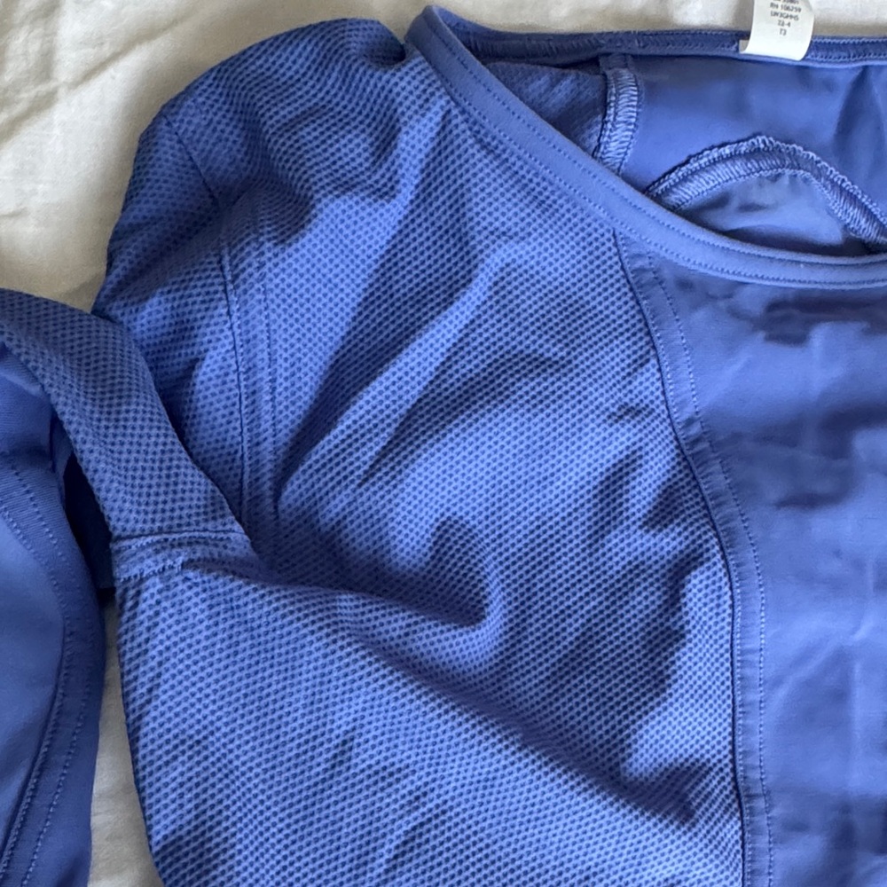 Lululemon Athletica Blue Crop Top - Picture 5 of 5